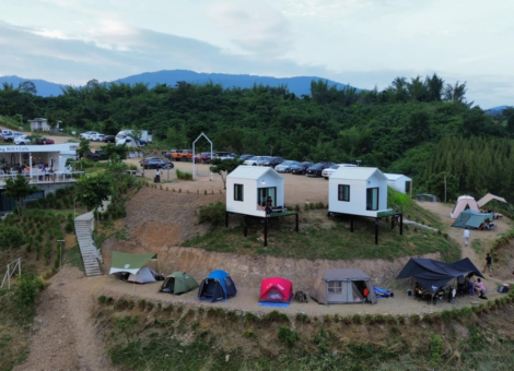 Camping-HillCafe1